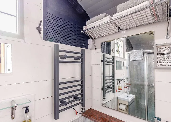 1 Bed In Harrogate Oc-81300 *