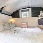 Кемпинг 1 Bed In Harrogate Oc-81300 *